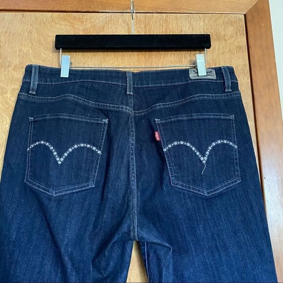 🍄 Levi’s Dark Blue Mid Rise Skinny Jeans - Picture 5 of 7